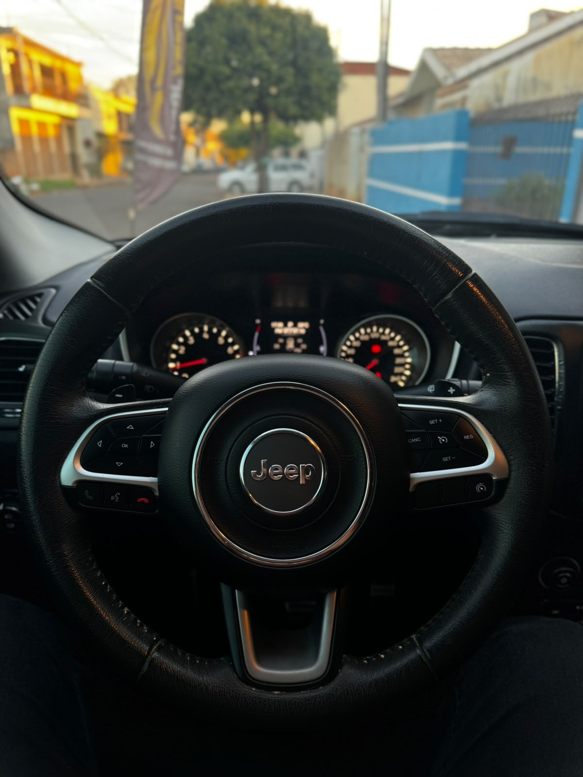 Jeep Compass Longitude 2.0 - foto 10